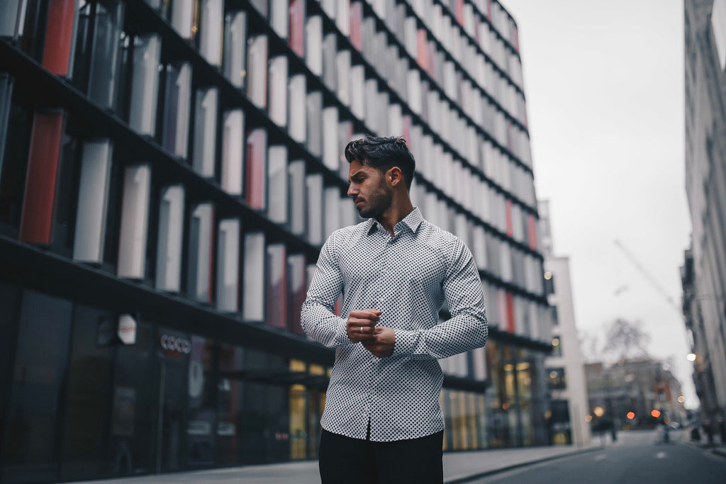 How to Stretch a Shirt - An Ultimate Guide | Tapered Menswear
