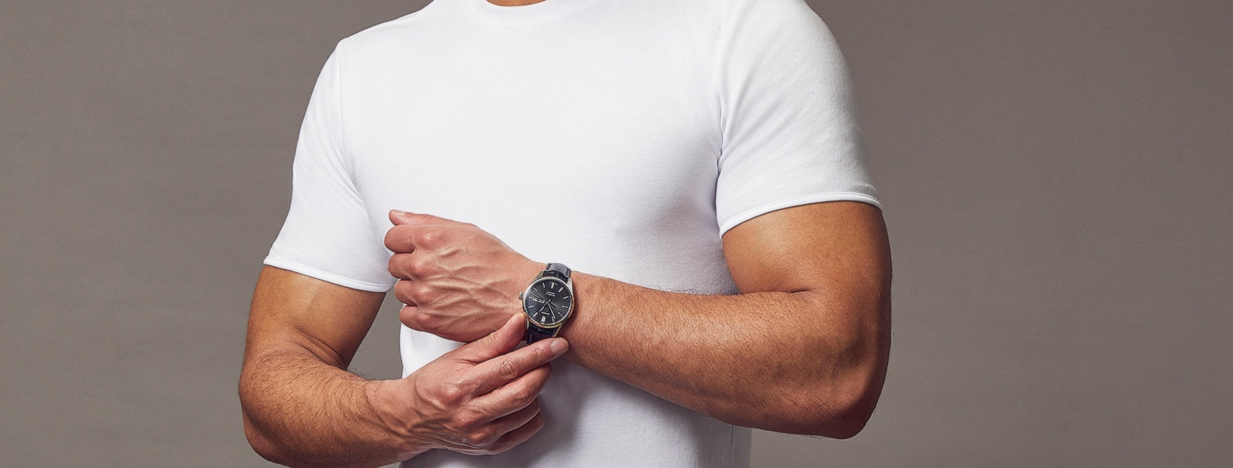 Arms Too Big For Sleeves? The Real Fix – Tapered Menswear