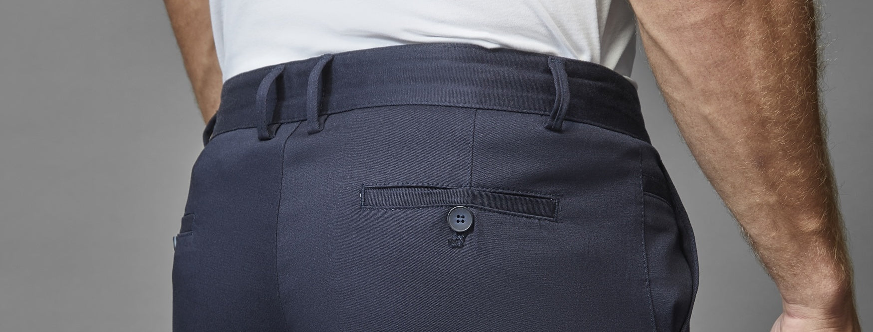 What To Wear With Navy Chinos | Tapered Menswear