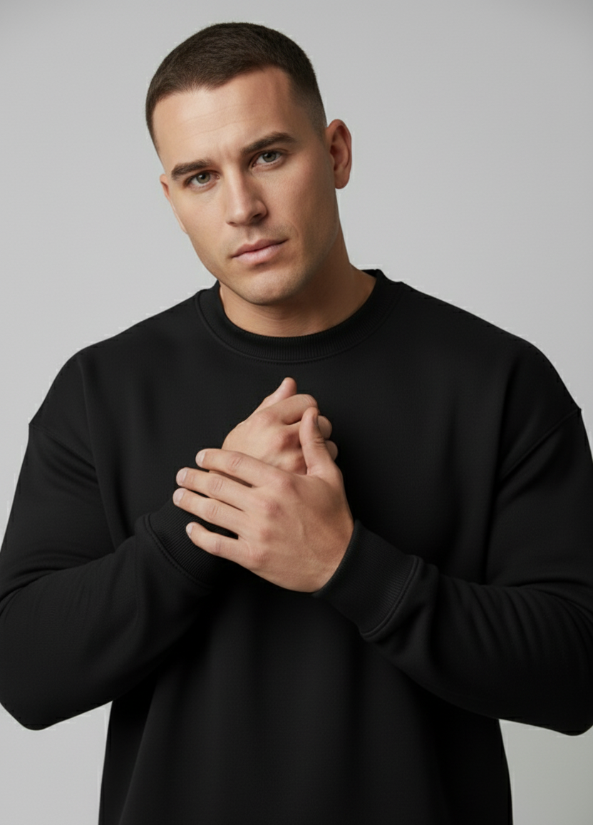 Relaxed Taper Sweater - Black
