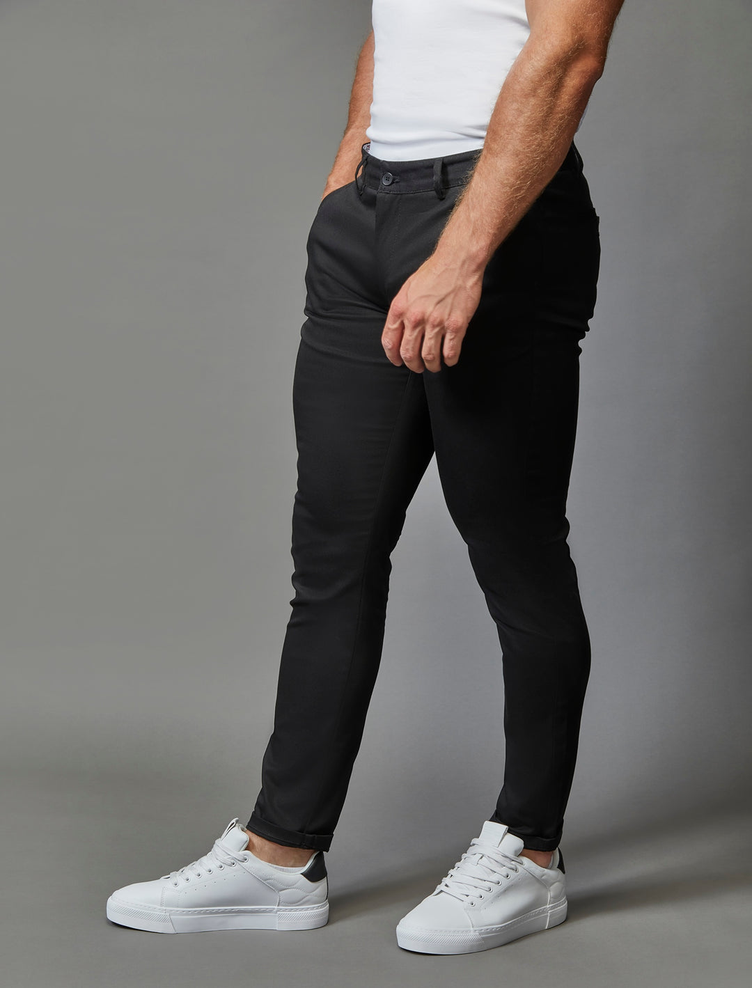 Athletic fit black chinos with stretch, a testament to Tapered Menswear's dedication to quality and comfort.