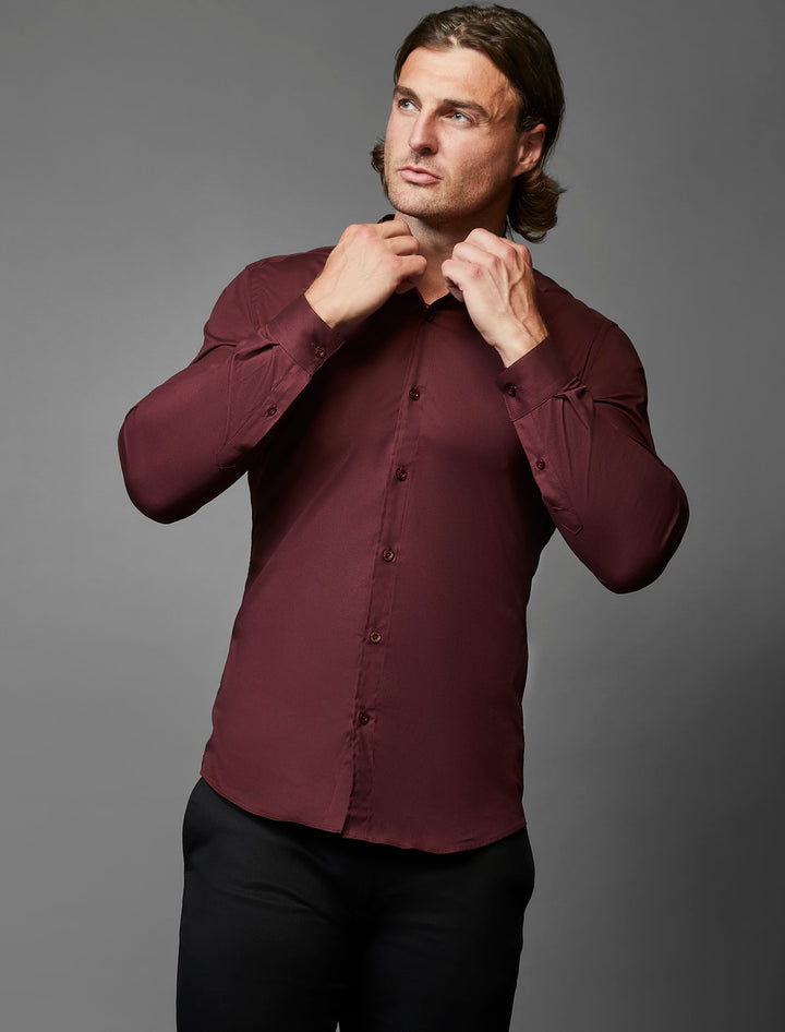 Tapered fit burgundy shirt with grandad collar for the muscular build.