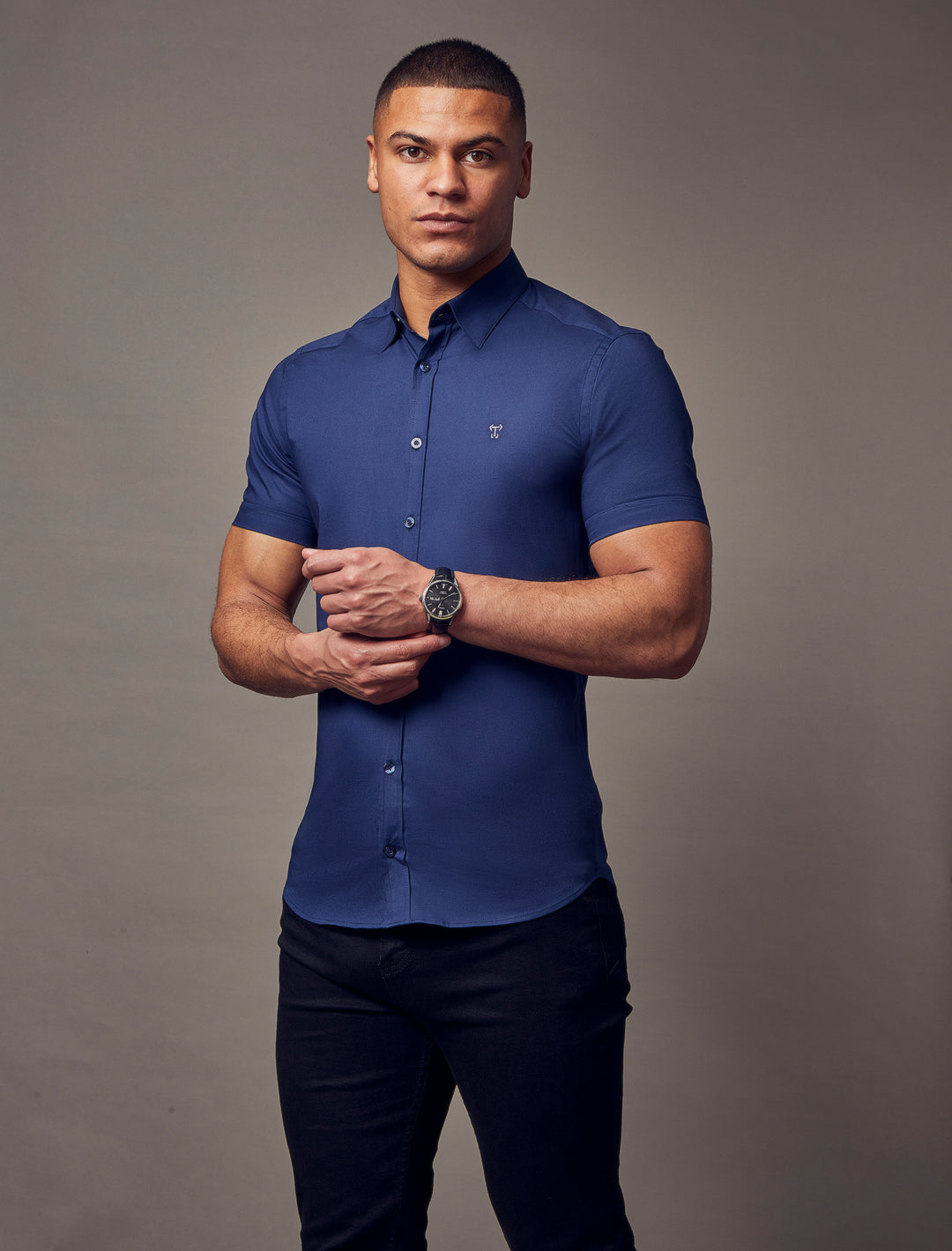Muscle Fit Short Sleeve Shirt