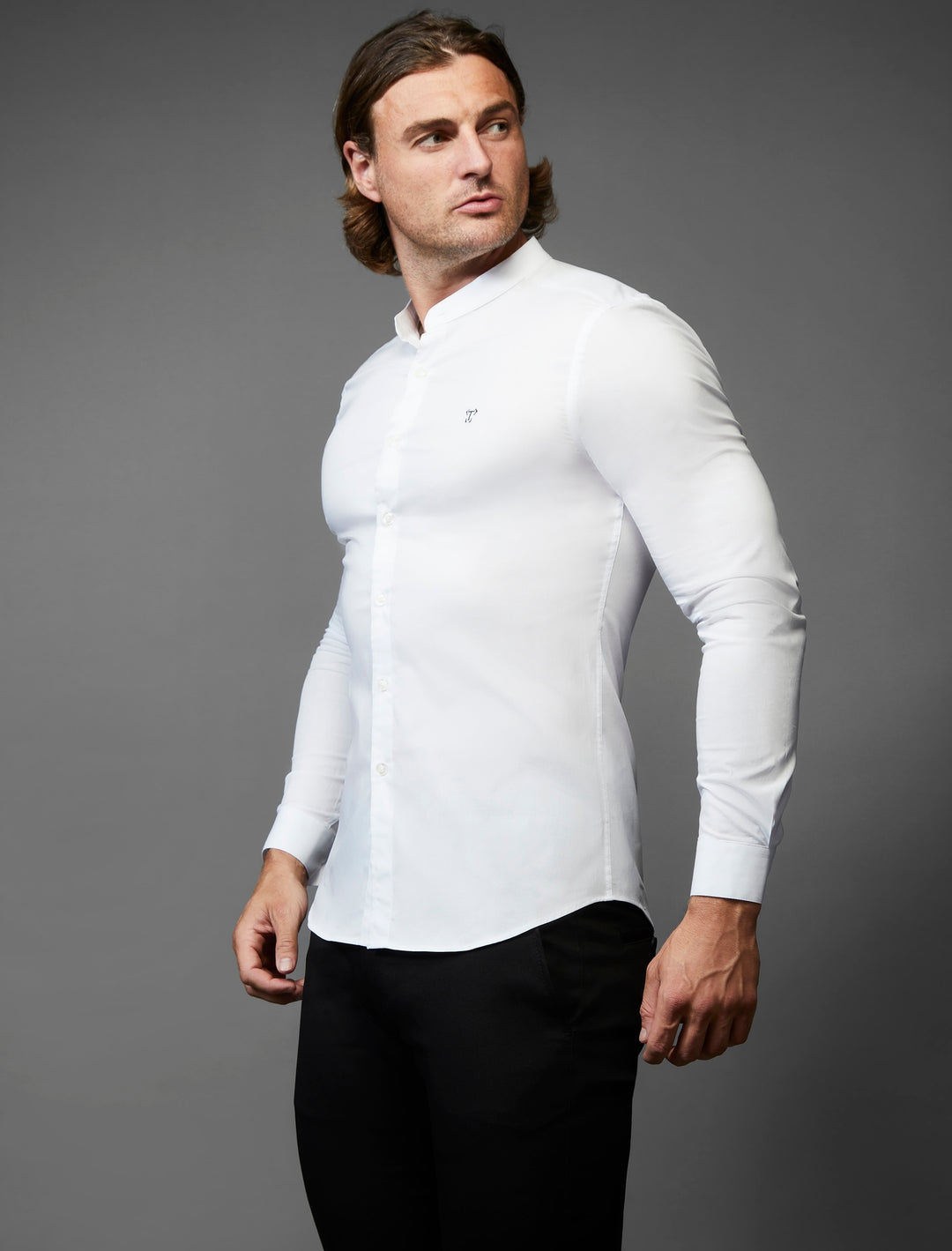 Elegant white muscle fit shirt with a grandad collar style