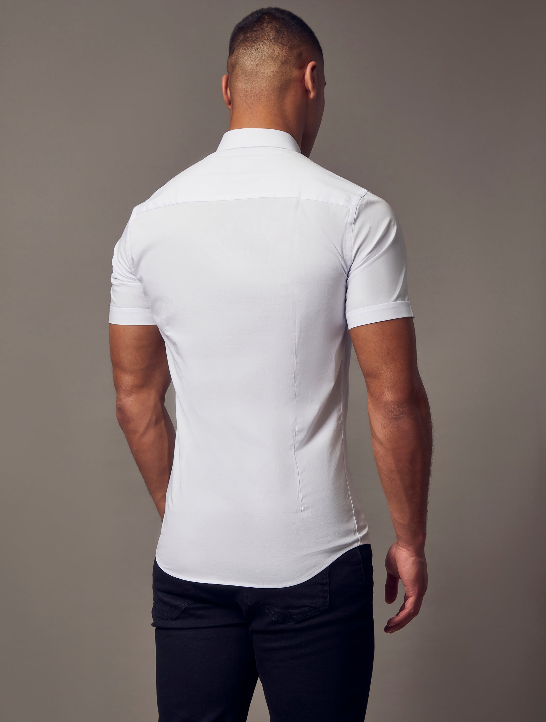 Mens white muscle store fit short sleeve shirt