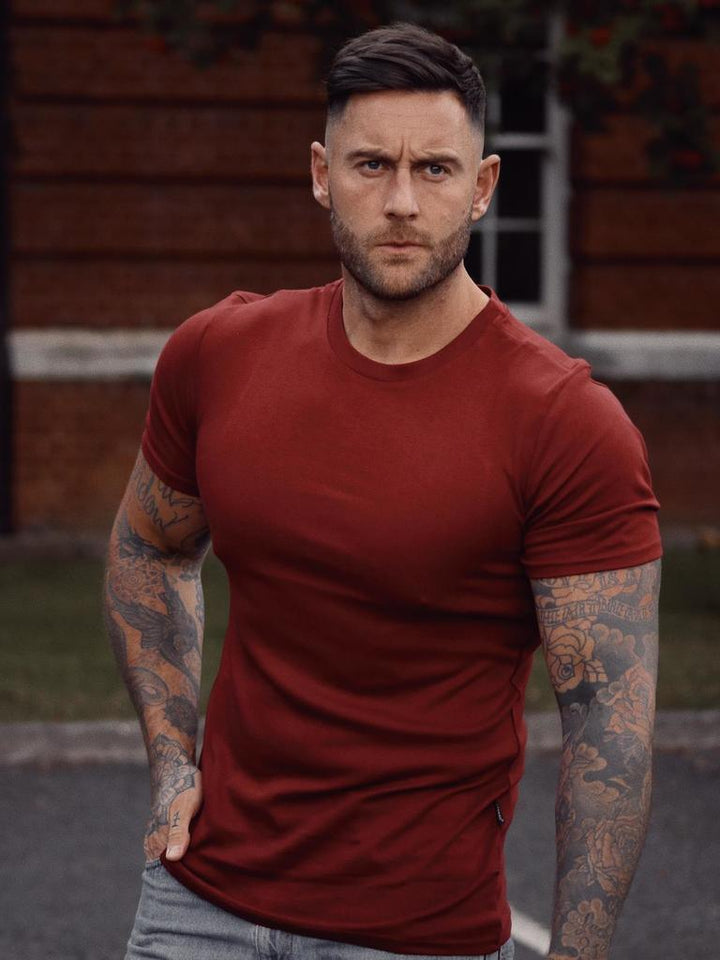 burgundy muscle fit tee by Tapered Menswear