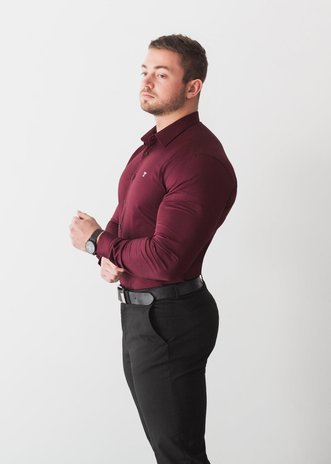 Burgundy Tapered Fit Shirt Formal. A Proportionally Fitted and Comfortable Muscle Fit Shirt. Ideal for bodybuilders