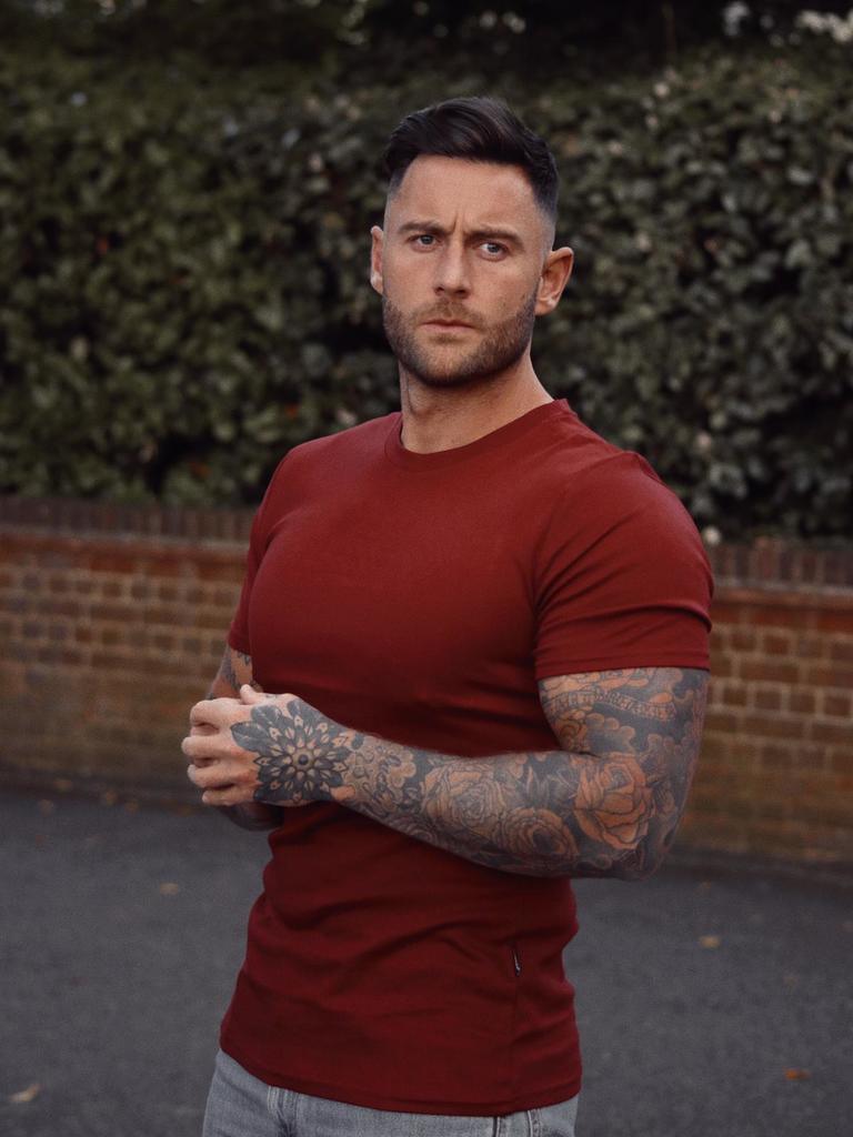 burgundy muscle fit t shirt by Tapered Menswear