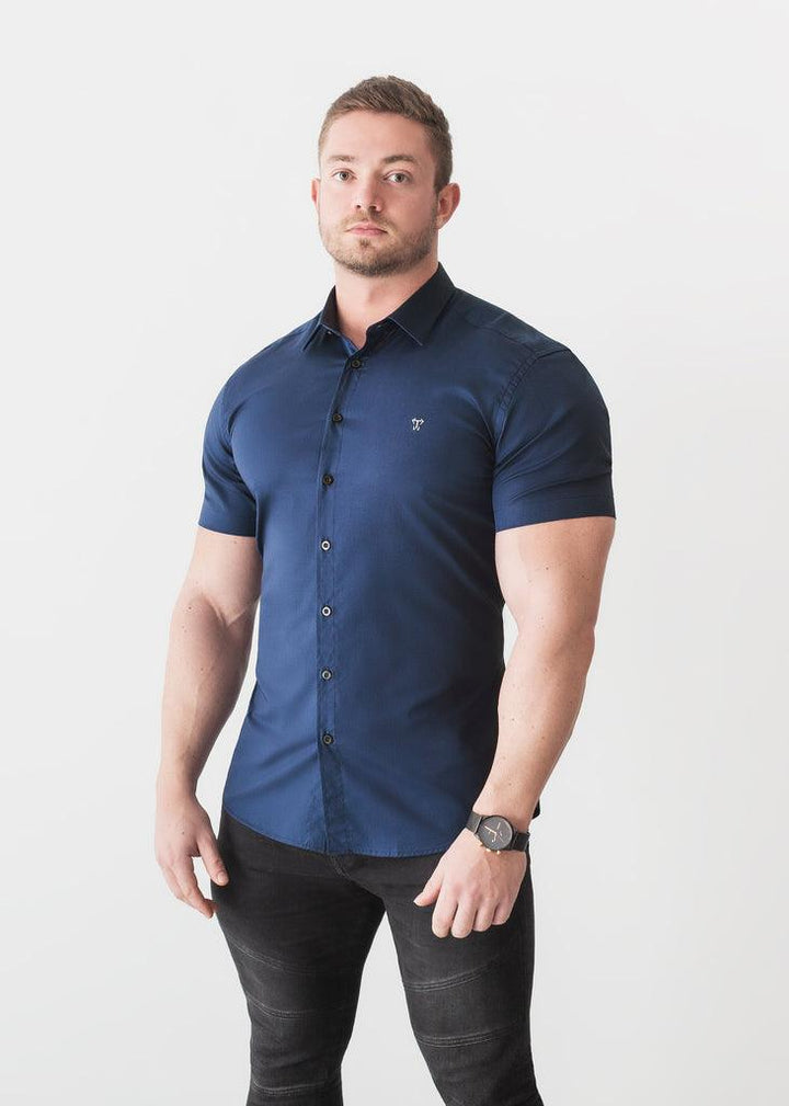 Navy Short Sleeve Muscle Fit Shirt. A Proportionally Fitted and Comfortable Muscle Fit Shirt. The Best Shirts For a Muscular Build