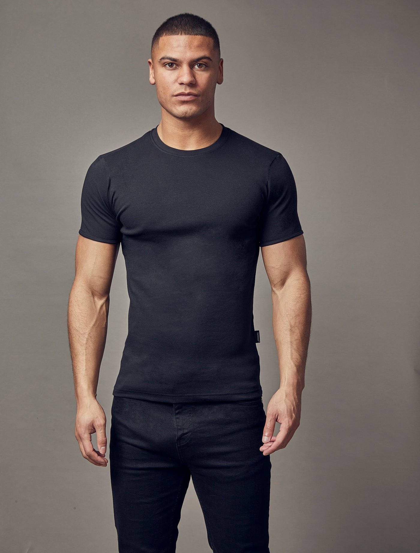 Black Tapered Fit T-Shirt - Muscle Fit T-Shirts | Tapered Menswear