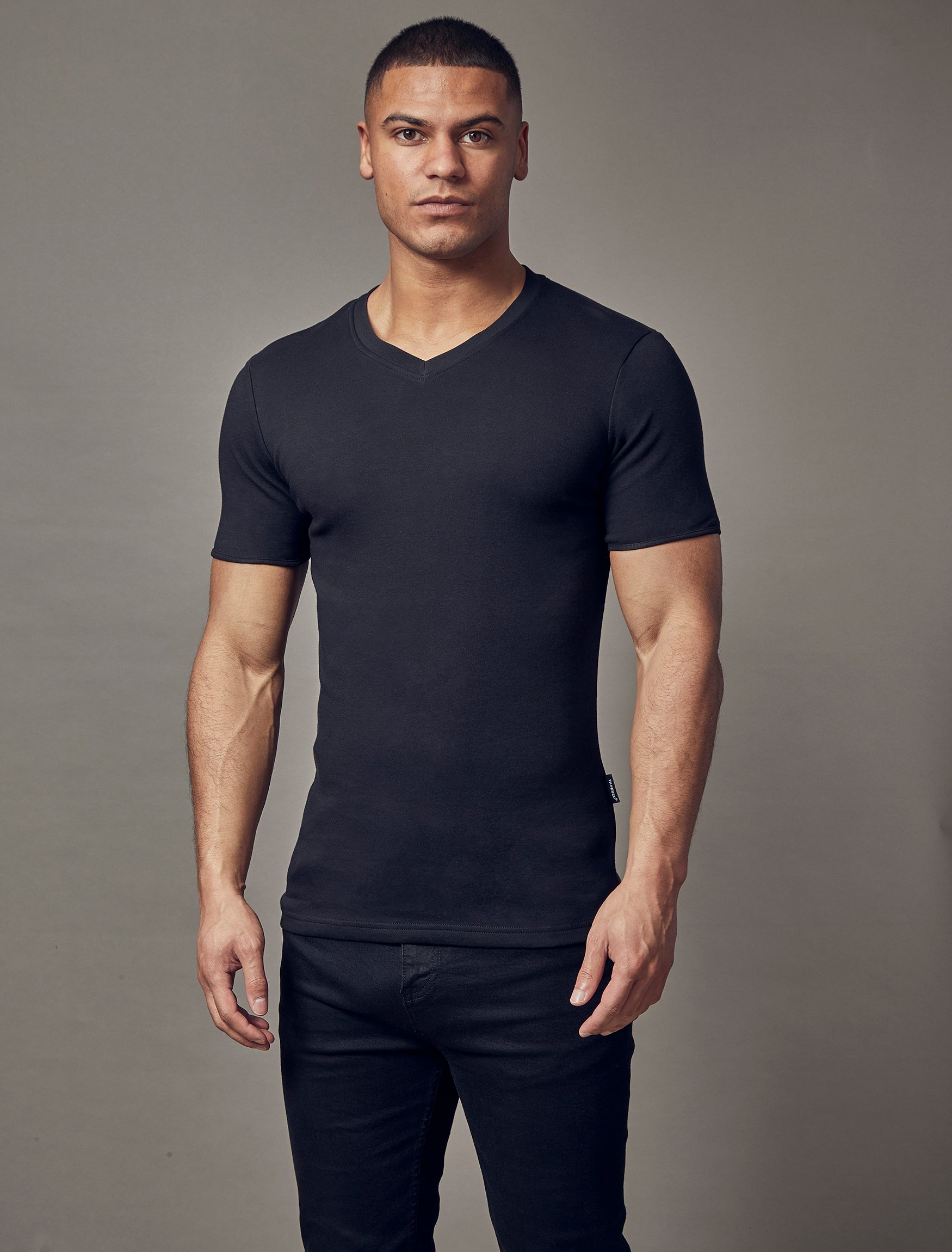 Black V-Neck Tapered Fit T-shirt - V-Neck Muscle Fitted | Tapered Menswear