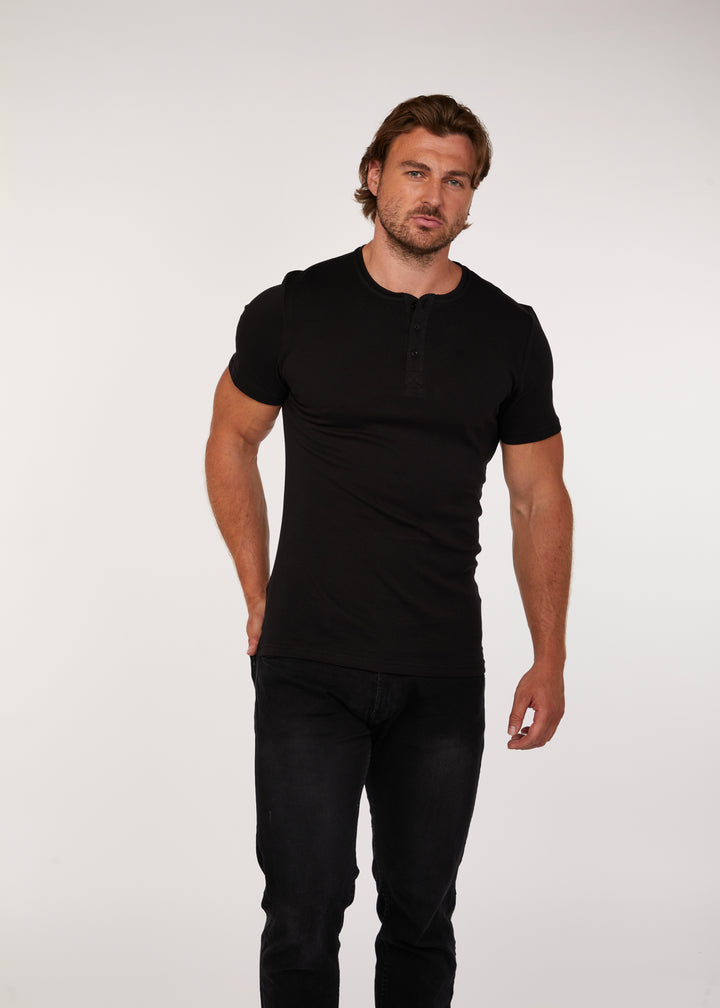 Black Slim Fit Henley in Short Sleeve. A Proportionally Fitted and Slim Fit Henley.