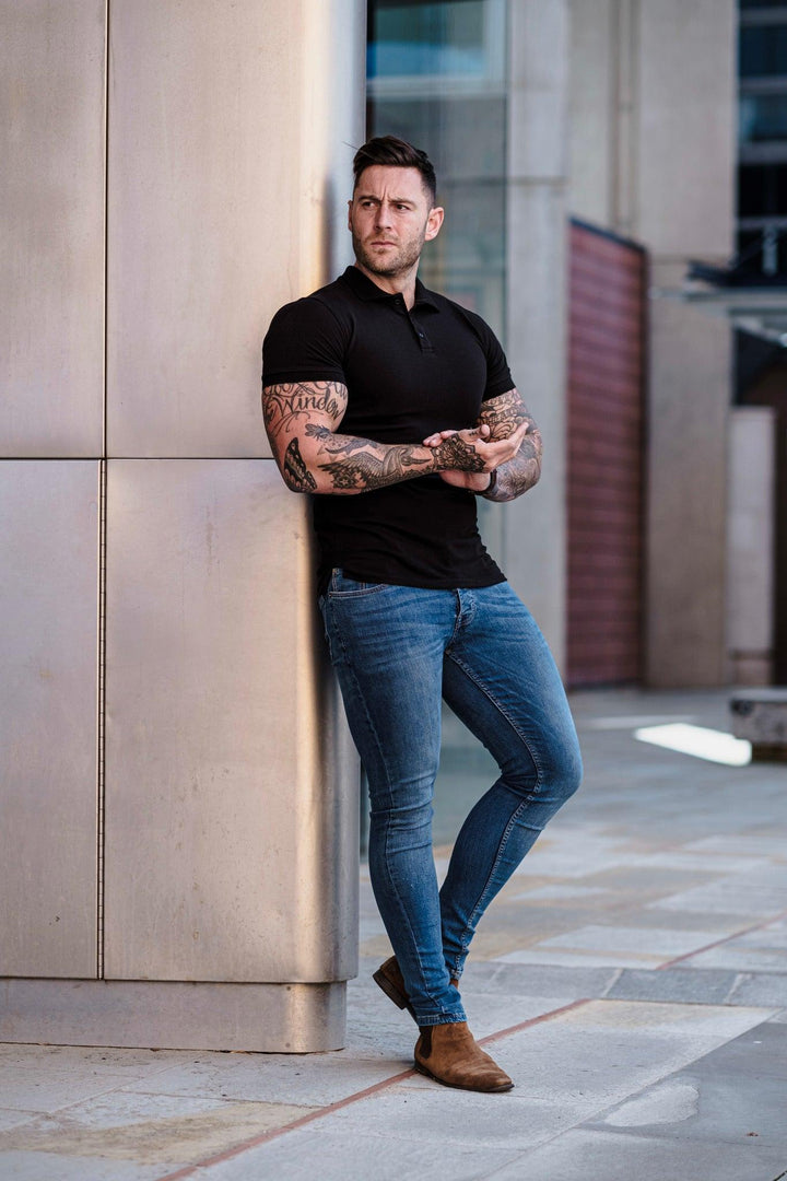 Muscle Fit short sleeve polo black. A Proportionally Fitted and Muscle Fit Polo Shirt. Ideal for muscular guys.