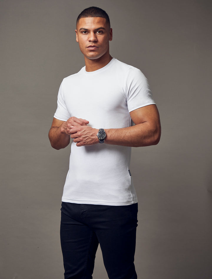 white tapered fit T-shirt by Tapered Menswear, showcasing the muscle fit design for a comfortable and stylish silhouette